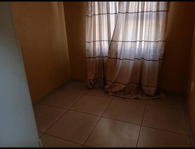4 BEDROOM HOUSE FOR SALE IN HESTEAPARK